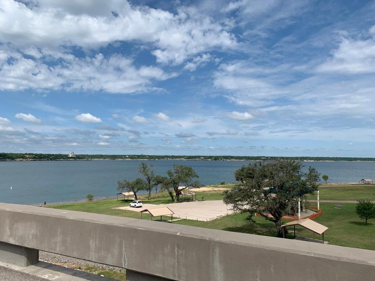 Lake Whitney Log Cabin Lakewood Harbor 외부 사진